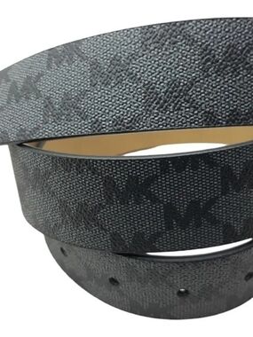 MK 1.5 In. Signature Black Leather Belt Size M